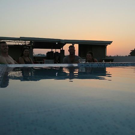 W Hostel Boracay Boracay Island Екстериор снимка