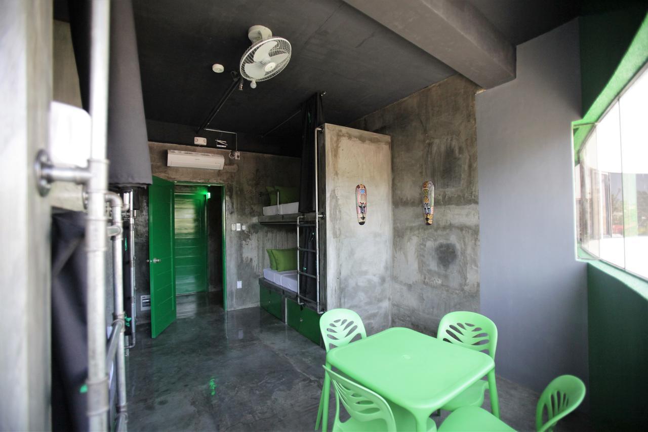 W Hostel Boracay Boracay Island Екстериор снимка